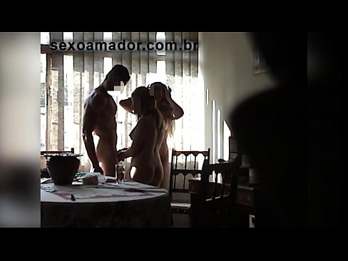 ❤️ Sex friends invite a giant man and a threesome with him Anal porn at en-gb.hdporn24.ru ❌️